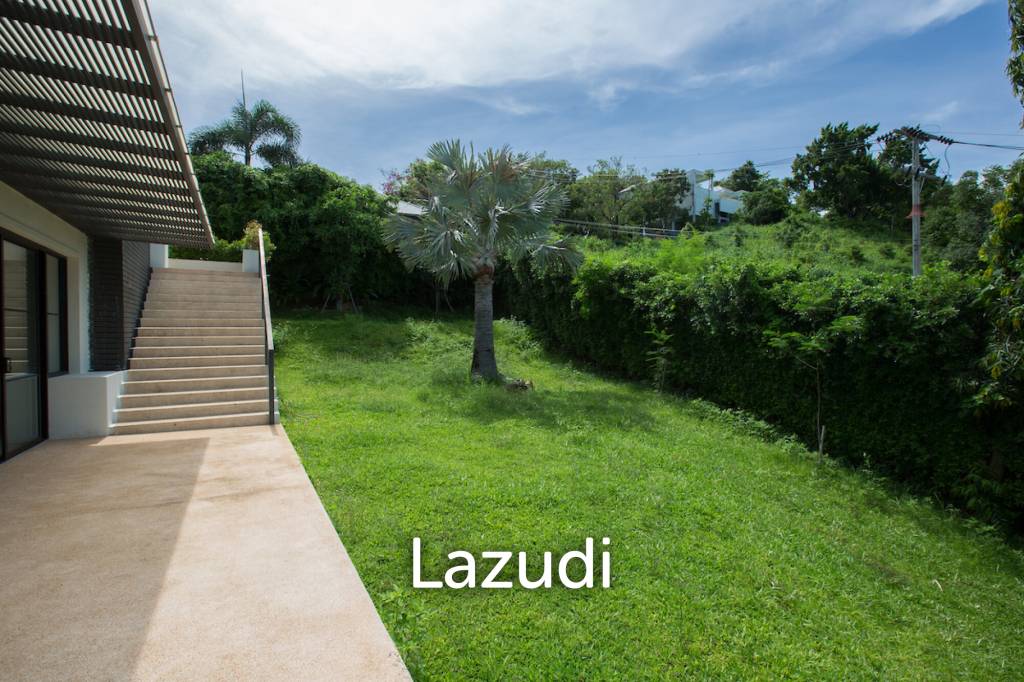 Modern 4+1 Bed Sea View Villa Located in Bophut