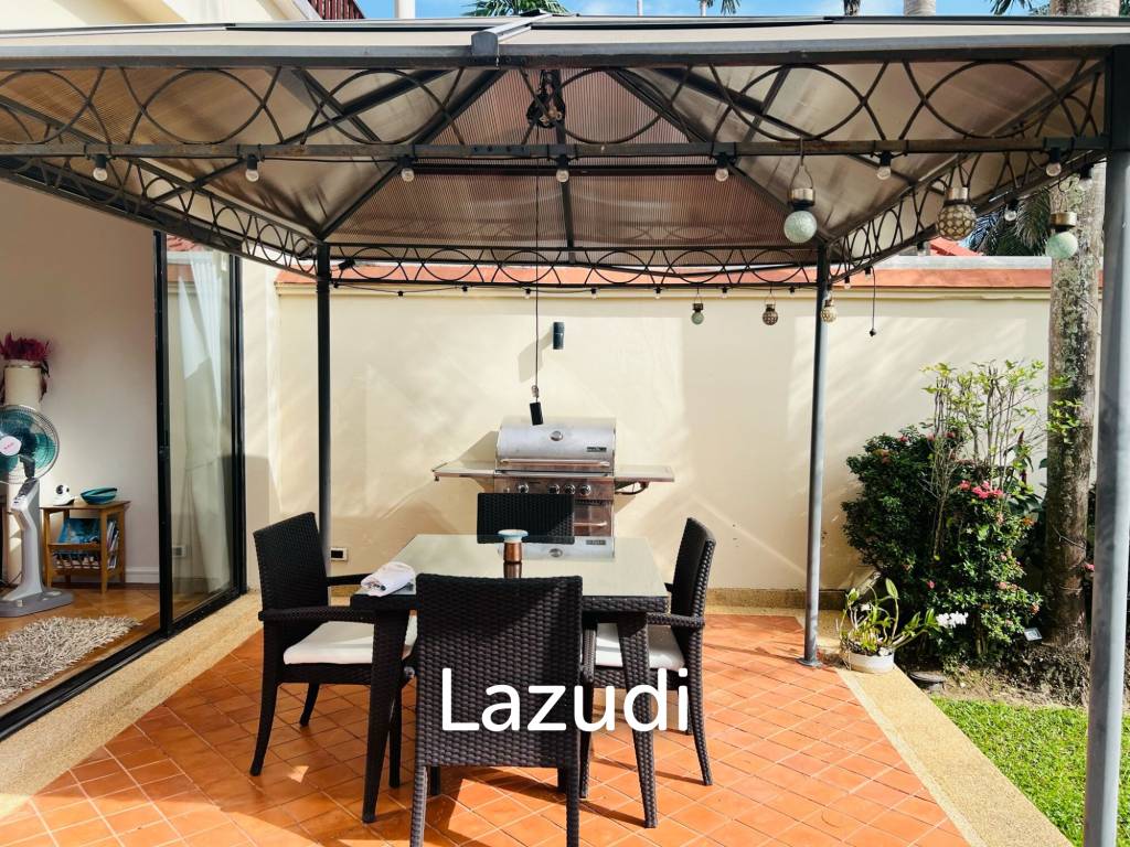 4 Bedroom Villa Ovelooking Laguna Golf Course