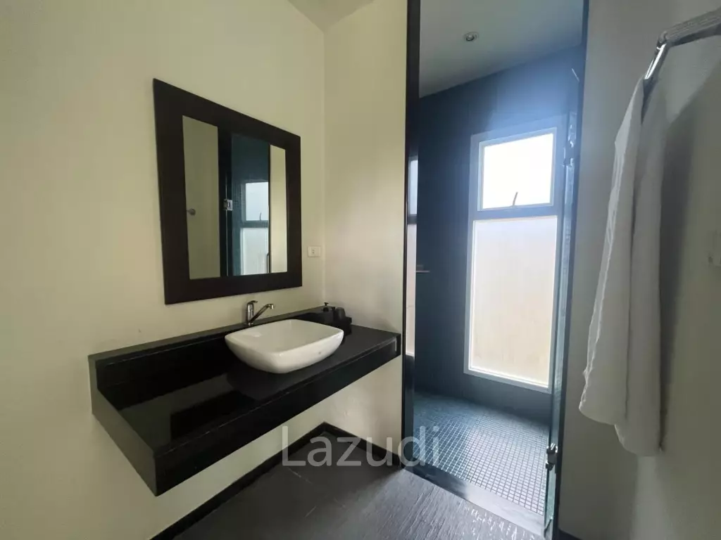 4 Bedroom Villa near Layan Beach + Laguna