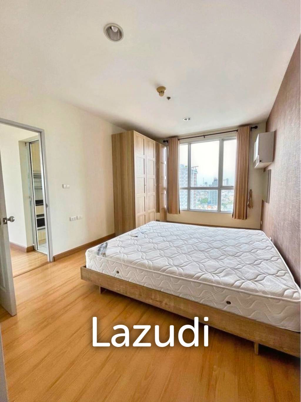 2 Bed 1 Bath 55 SQ.M Life @ Ratchada - Suthisan