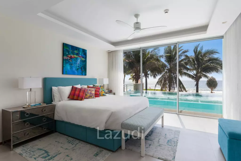 Beachfront Apartment On The Shores Of Bang Tao