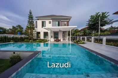 4 Beds 4 Baths 240 SQ.M. Tamarind Village Huay Yai