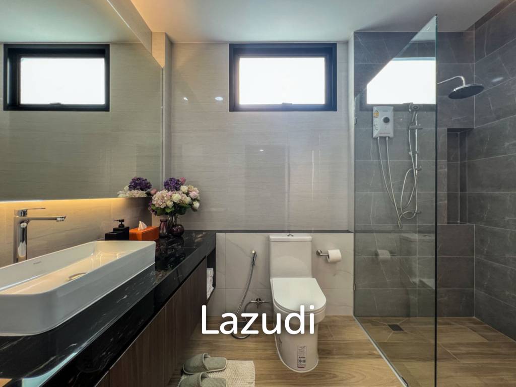 4 Beds 4 Baths 240 SQ.M. Tamarind Village Huay Yai