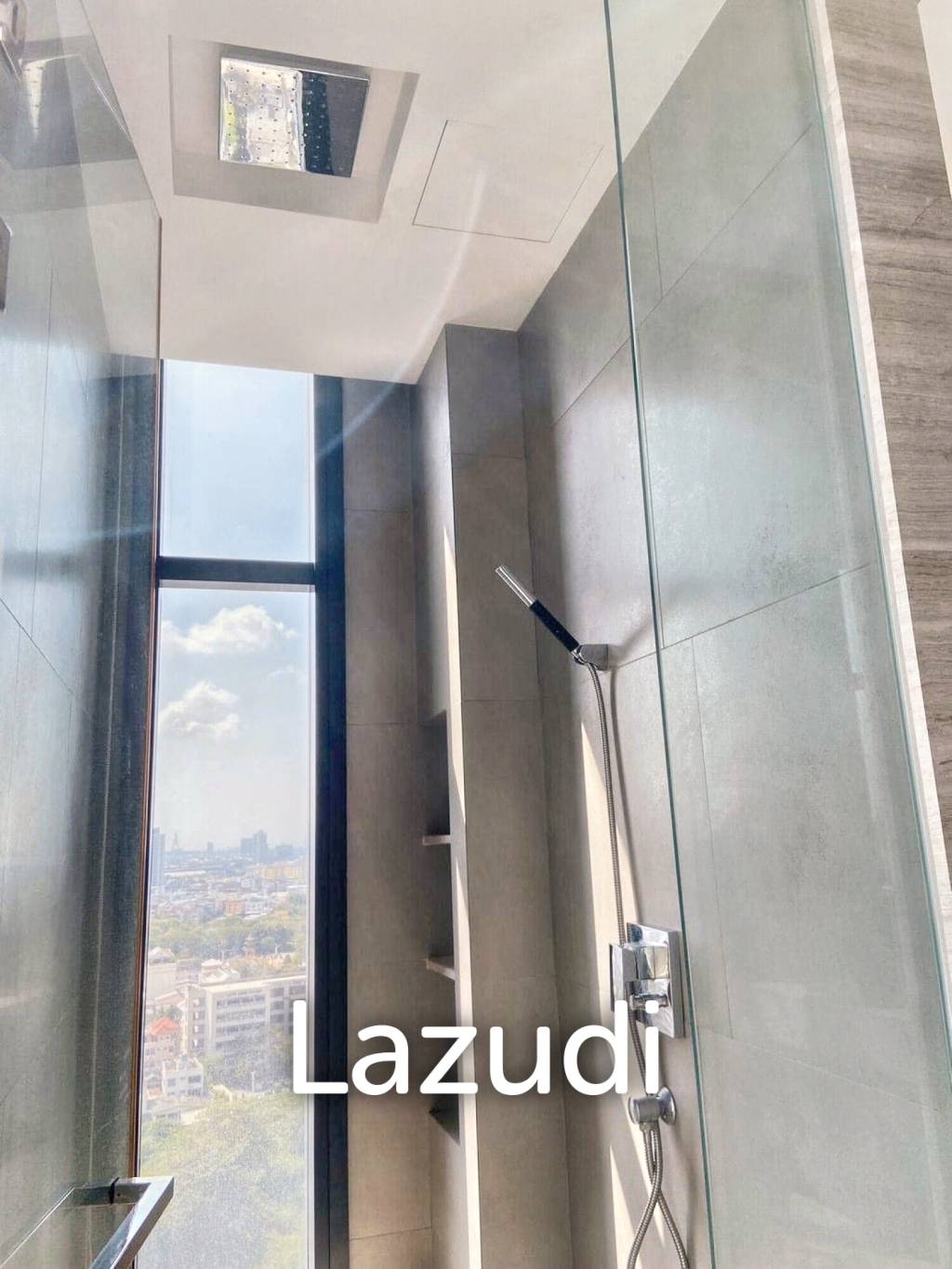 2 Bed 2 Bath 77 SQ.M The Diplomat Sathorn