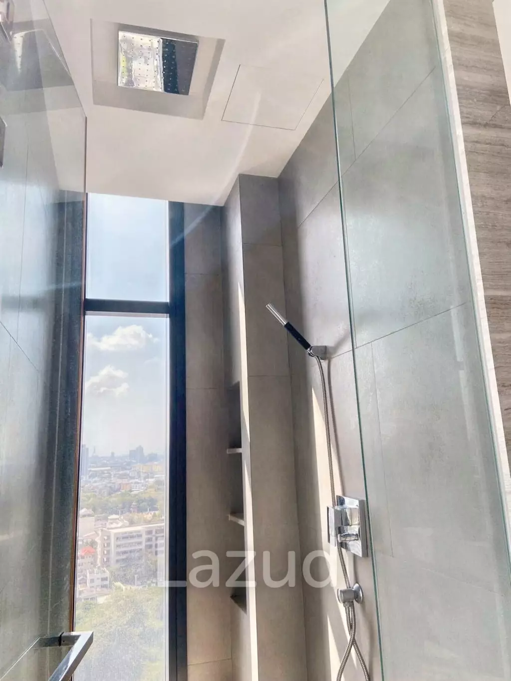 2 Bed 2 Bath 77 SQ.M The Diplomat Sathorn