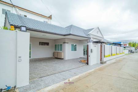 Pet Friendly 4-Bedroom Villa for Rent or Sale In Bangtao