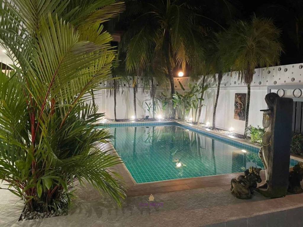 Newly Renovated 4-Bedroom Pool Villa In Kathu