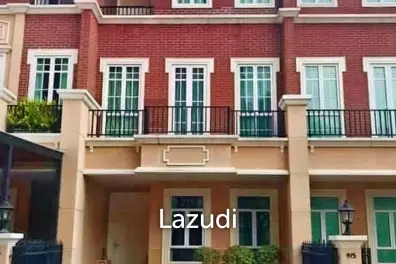 3 Bed 3 Bath 250 SQ.M Garden Square