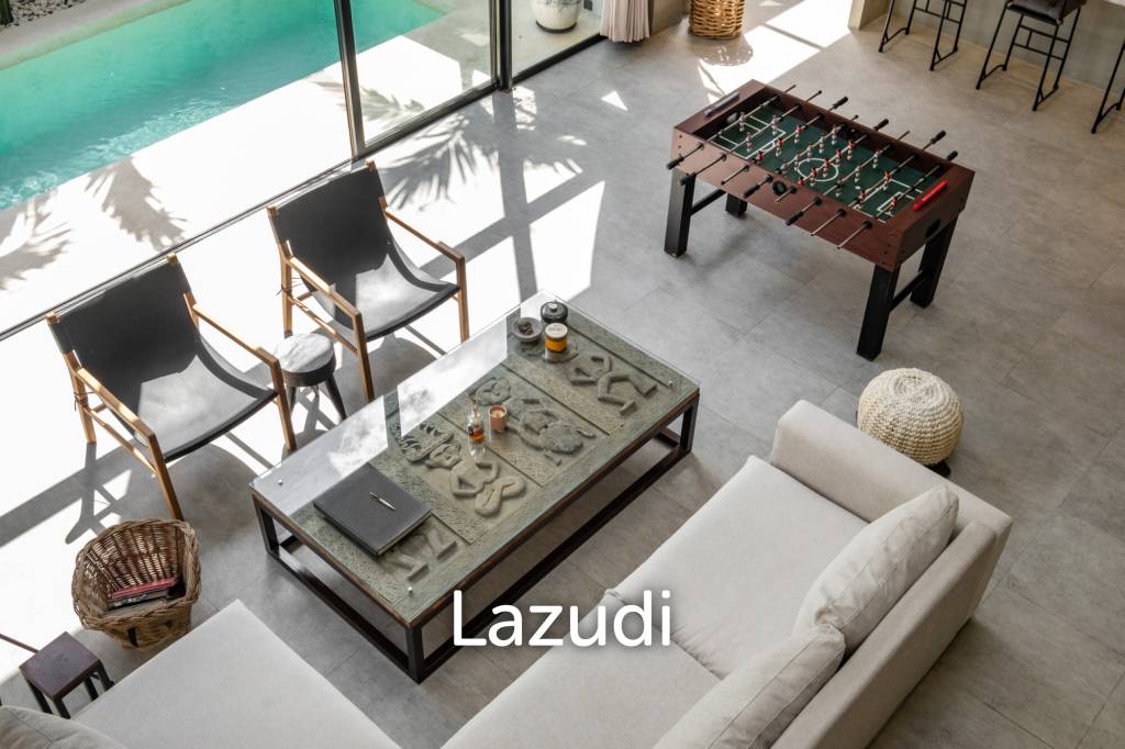 A Contemporary Minimalist Design, 3 Bedroom Villa in Berawa Walking Distance to The Beach