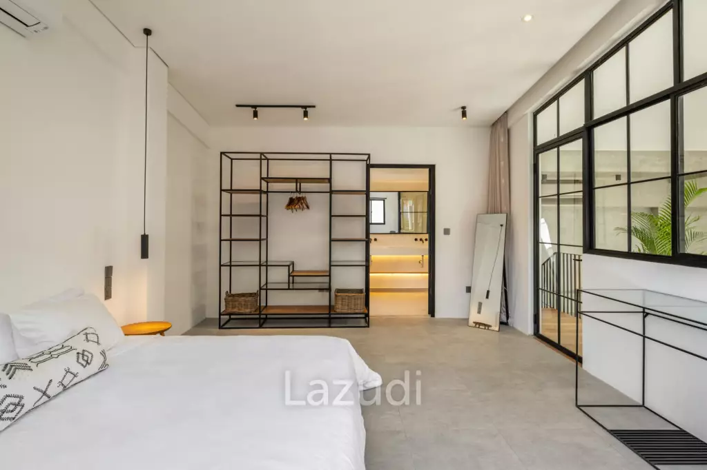 A Contemporary Minimalist Design, 3 Bedroom Villa in Berawa Walking Distance to The Beach