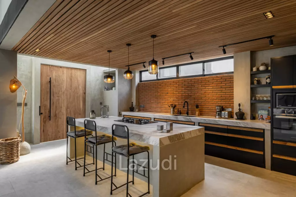 A Contemporary Minimalist Design, 3 Bedroom Villa in Berawa Walking Distance to The Beach