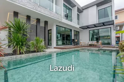 5 Beds 6 Baths 300 SQ.M.  Pool Villa in Jomtien