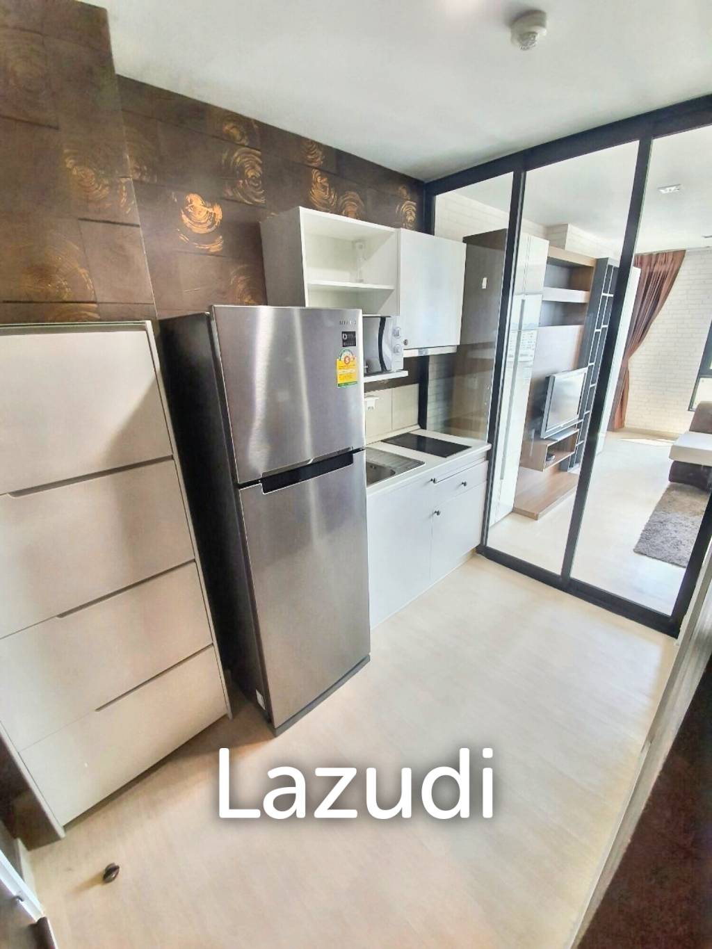1 Bed 2 Bath 51 SQ.M Knightsbridge Bearing