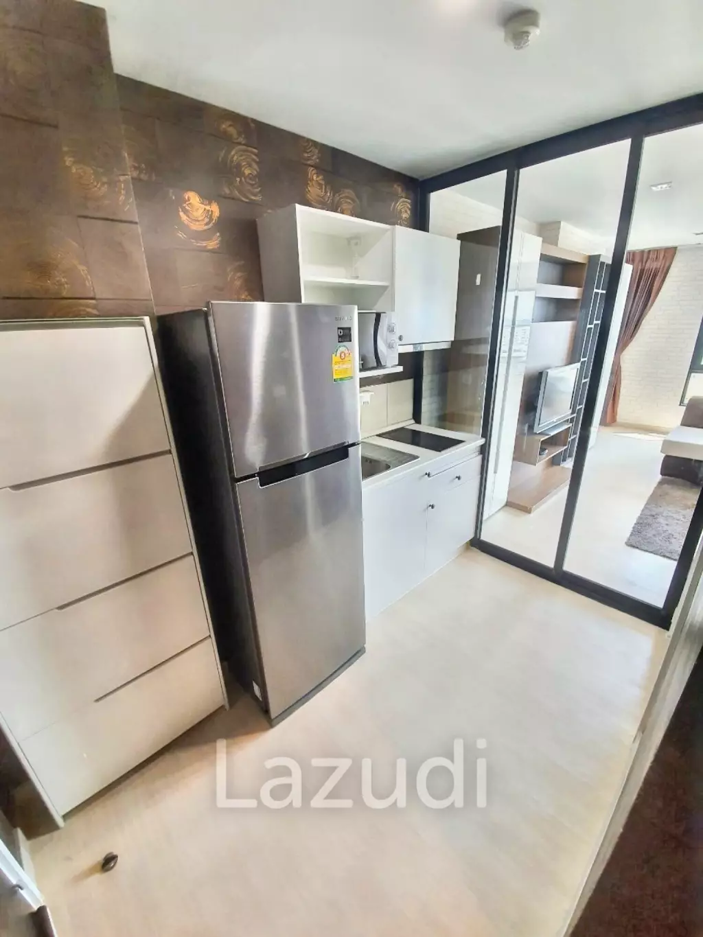 1 Bed 2 Bath 51 SQ.M Knightsbridge Bearing