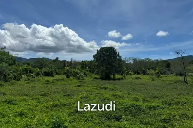 Prime Land Opportunity in Lush Lipa Noi Ko Samui