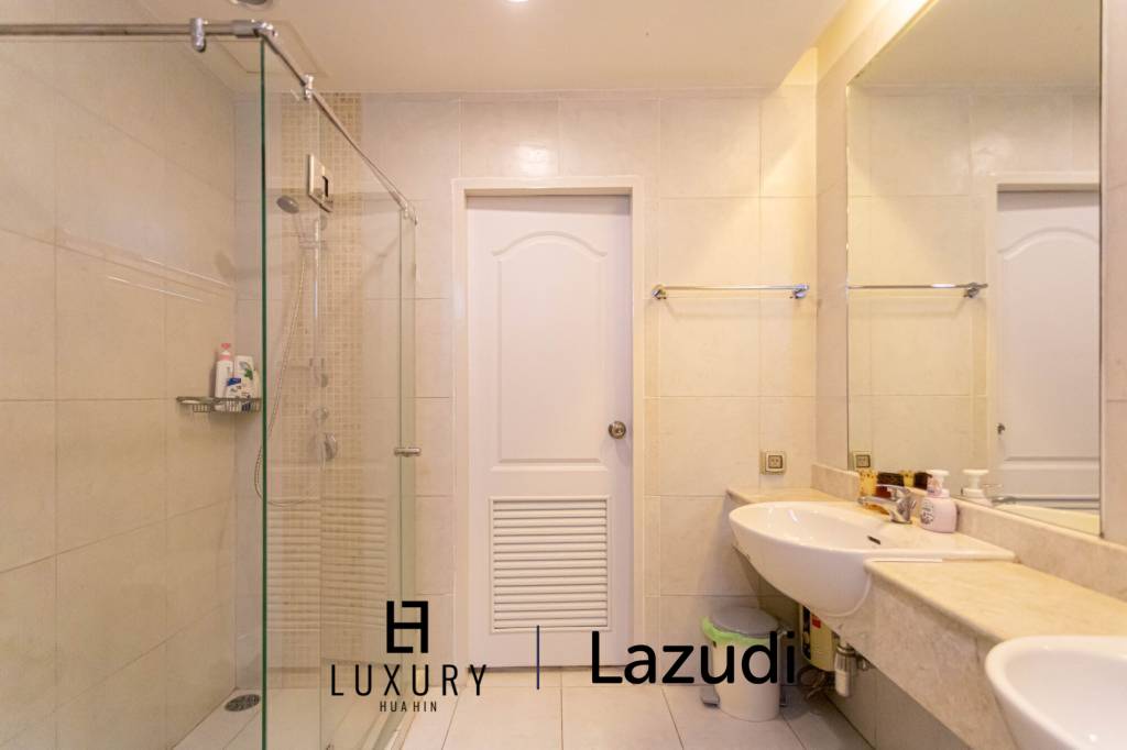 242 metro cuadrado 4 ` 4 Baño Condominio de Venta