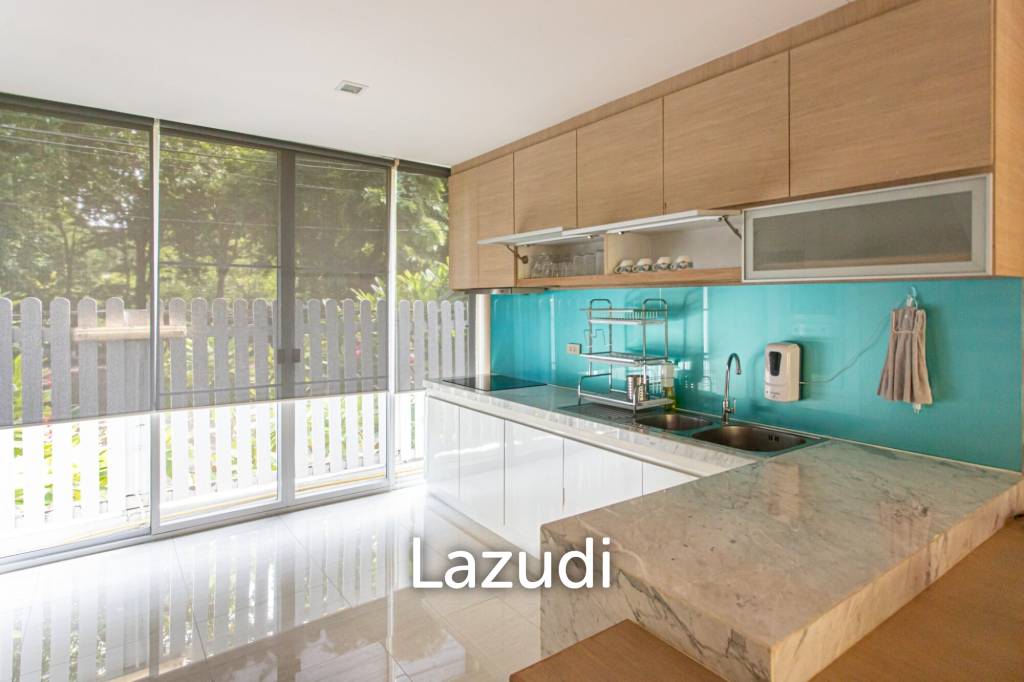 Baan Chaliang Lom: 3 Beds Beachfront Detached House