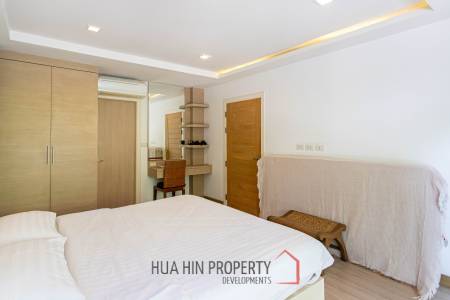 Baan Chaliang Lom: 3 Beds Beachfront Detached House