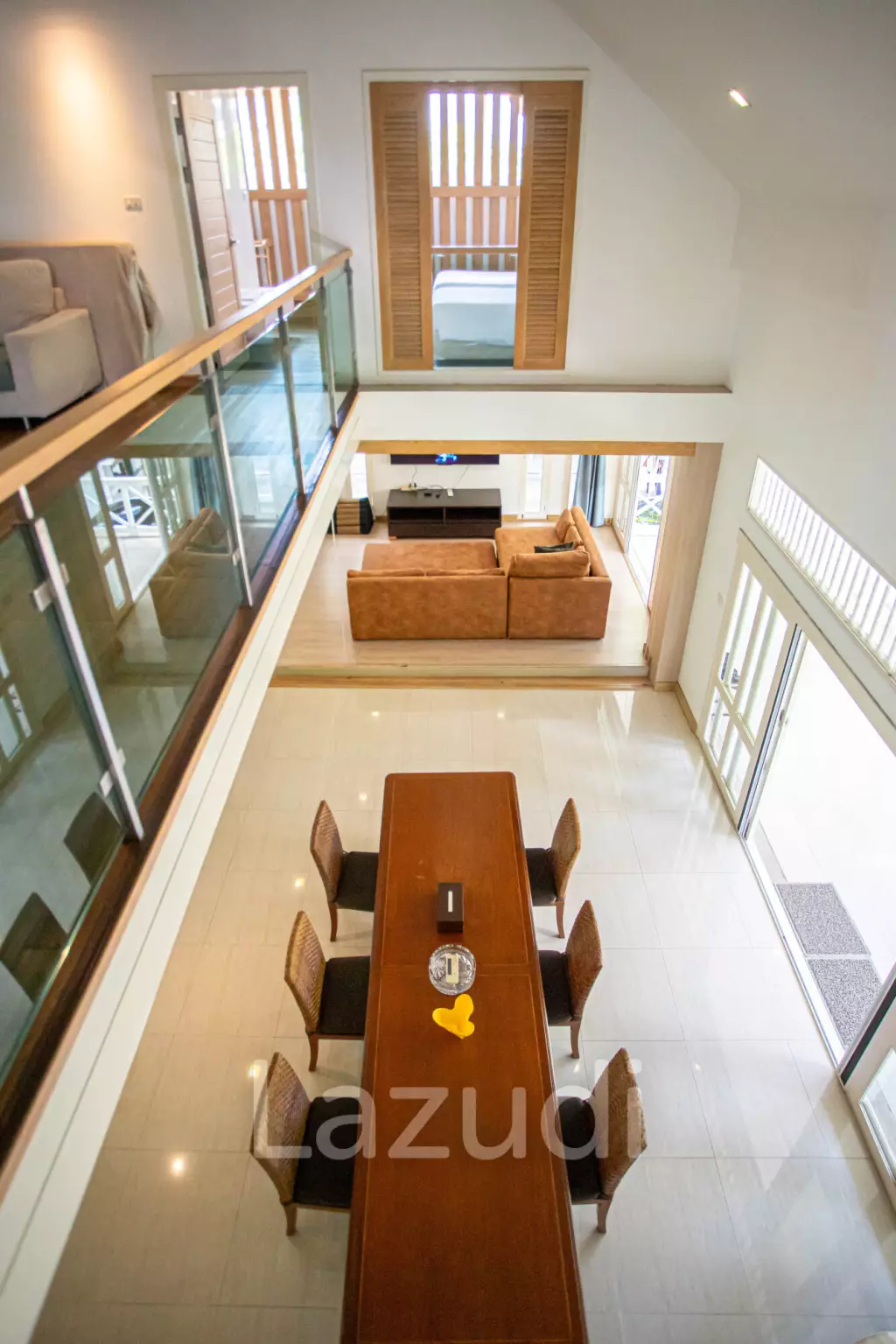 Baan Chaliang Lom: 3 Beds Beachfront Detached House