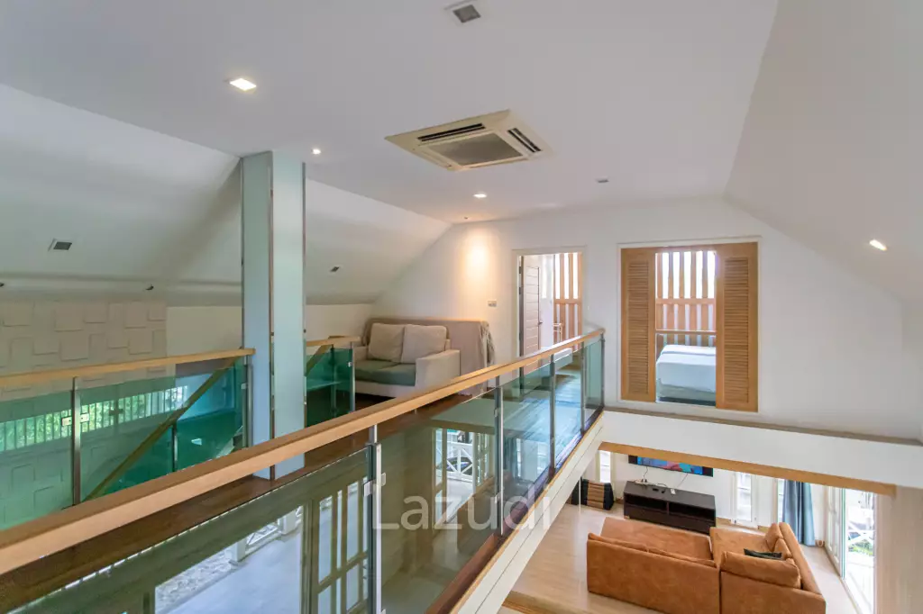 Baan Chaliang Lom: 3 Beds Beachfront Detached House