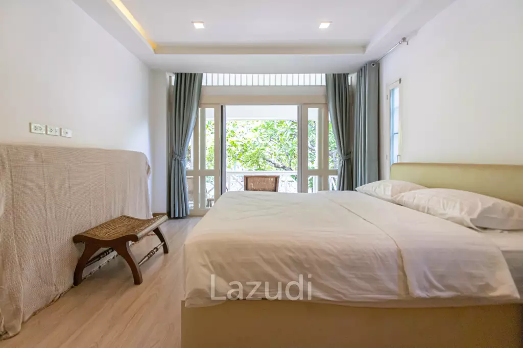 Baan Chaliang Lom: 3 Beds Beachfront Detached House
