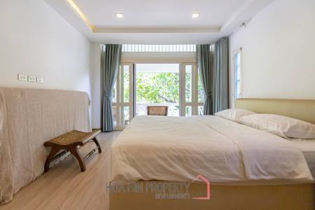 Baan Chaliang Lom: 3 Beds Beachfront Detached House