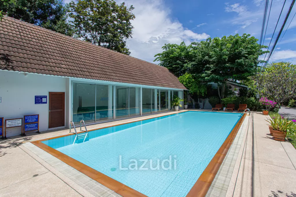 Baan Chaliang Lom: 3 Beds Beachfront Detached House