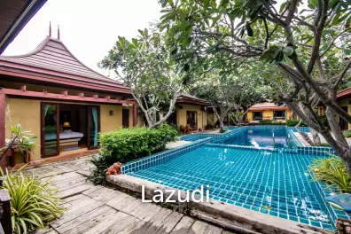 Resort for sale at Pak Nam Pran