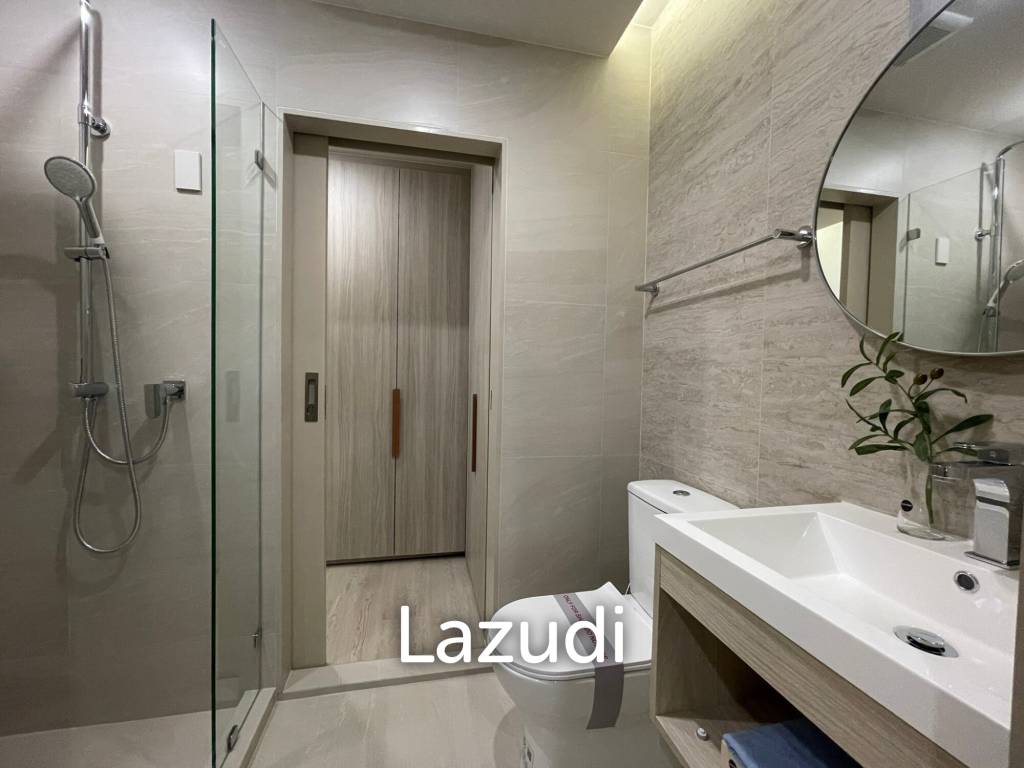 HOT DEAL ! 1 Bed 34.55 SQ.M Ekkamai BTS Station