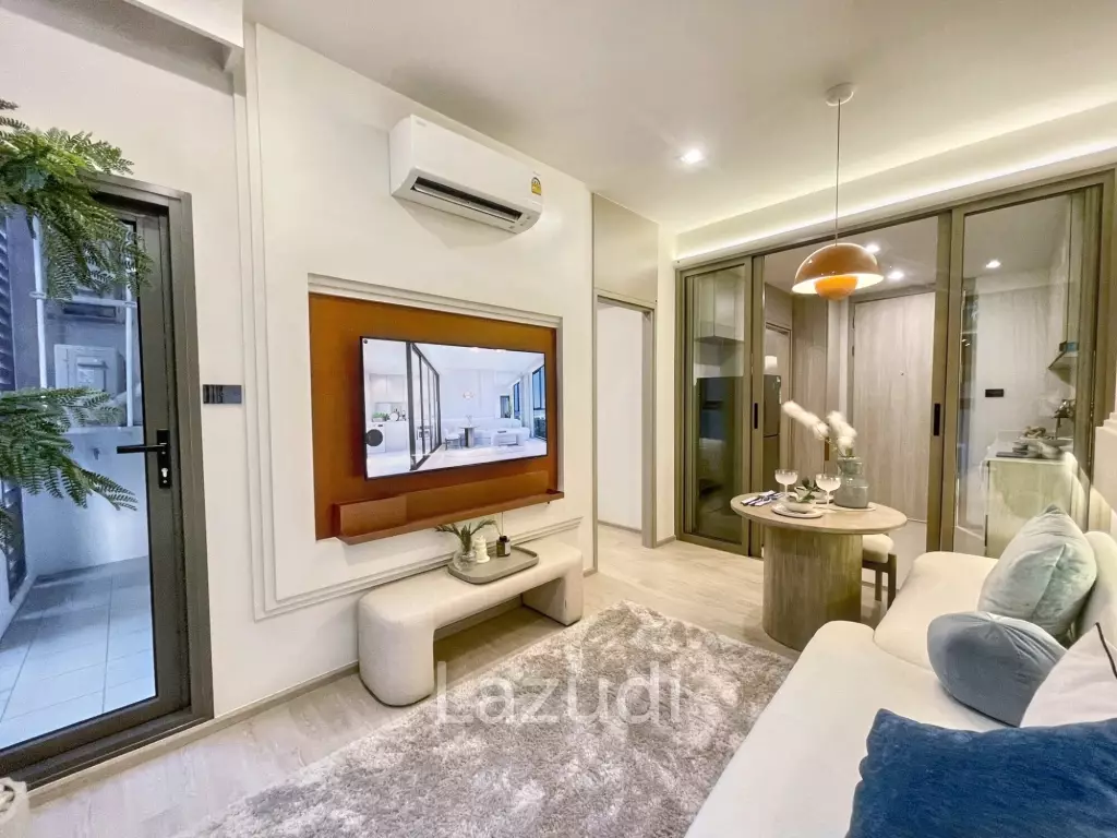 HOT DEAL ! 1 Bed 34.55 SQ.M Ekkamai BTS Station