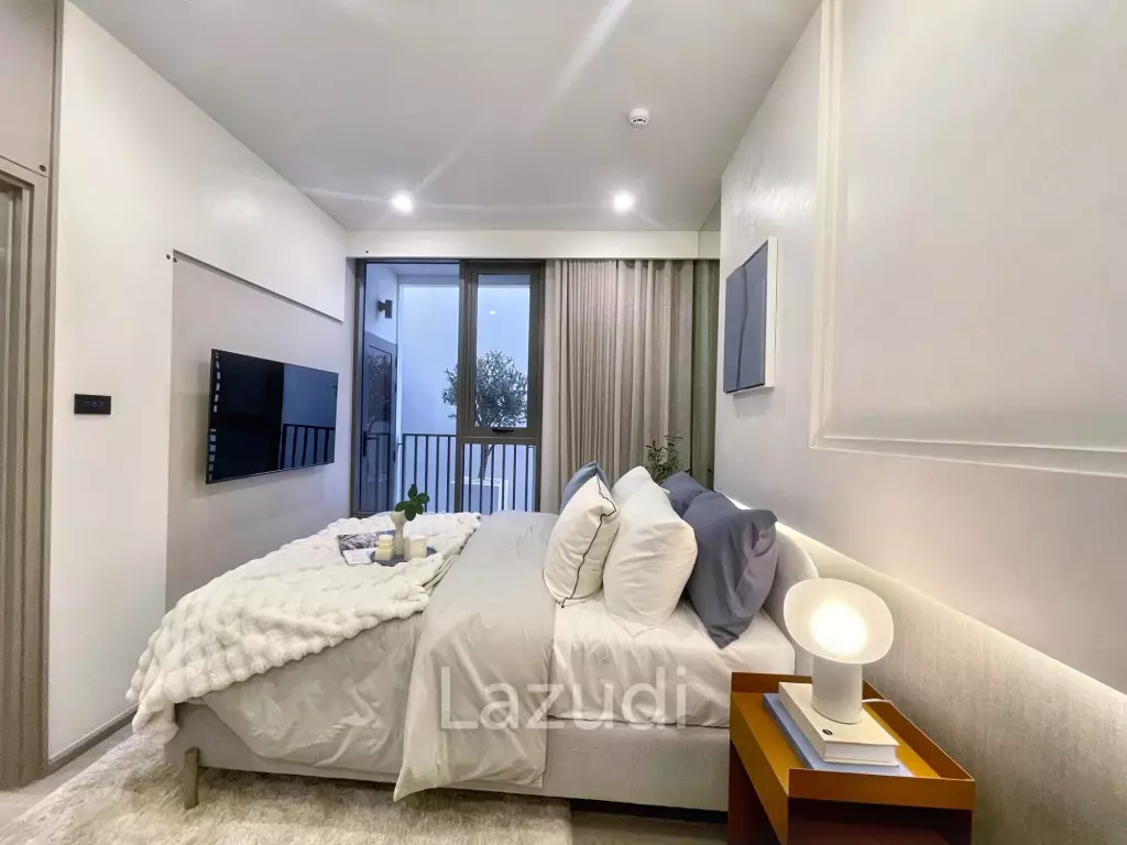 HOT DEAL ! 1 Bed 34.55 SQ.M Ekkamai BTS Station