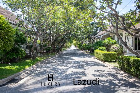 Baan Chaliang Lom: 3 Beds Beachfront Detached House