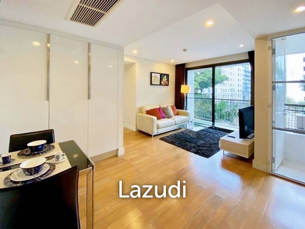 Collezio Sathorn-Pipat / Condo For Rent / 2 Bedrooms / 62.7 SQM / BTS Chong Nonsi / Bangkok