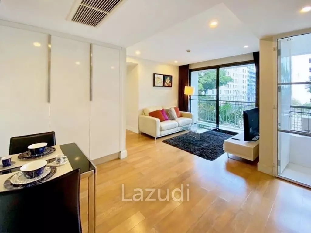 Collezio Sathorn-Pipat / Condo For Rent / 2 Bedrooms / 62.7 SQM / BTS Chong Nonsi / Bangkok