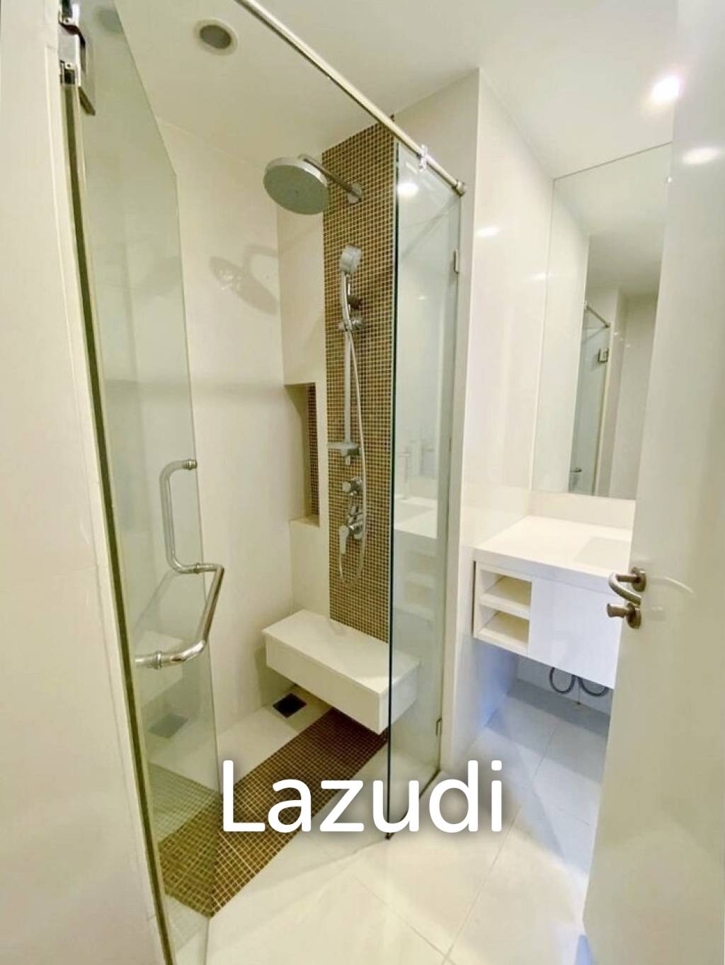 Collezio Sathorn-Pipat / Condo For Rent / 2 Bedrooms / 62.7 SQM / BTS Chong Nonsi / Bangkok