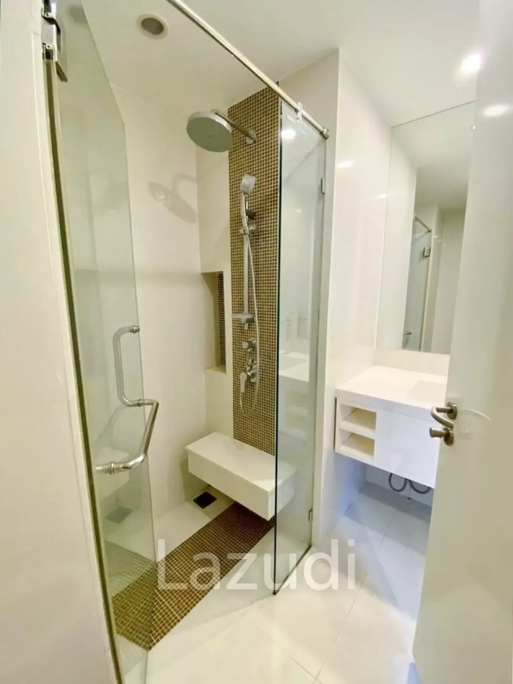 Collezio Sathorn-Pipat / Condo For Rent / 2 Bedrooms / 62.7 SQM / BTS Chong Nonsi / Bangkok