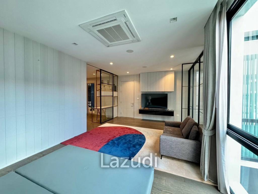 4 Bed 6 Bath 450 SQ.M The AVA Residence Sukhumvit
