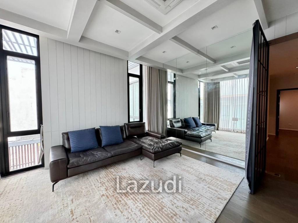 4 Bed 6 Bath 450 SQ.M The AVA Residence Sukhumvit
