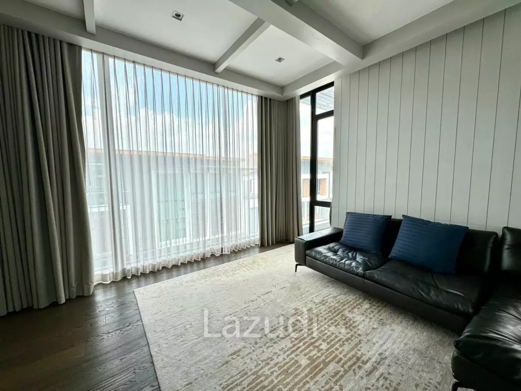 4 Bed 6 Bath 450 SQ.M The AVA Residence Sukhumvit
