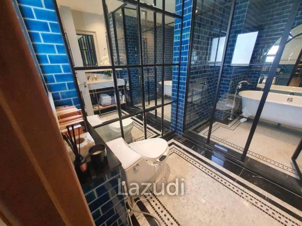 4 Bed 6 Bath 450 SQ.M The AVA Residence Sukhumvit