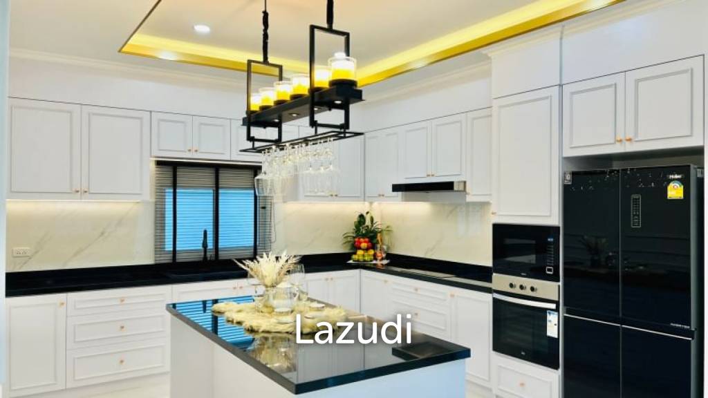 5 Beds 6 Baths 500 SQ.M. Pool Villa in Mabprachan
