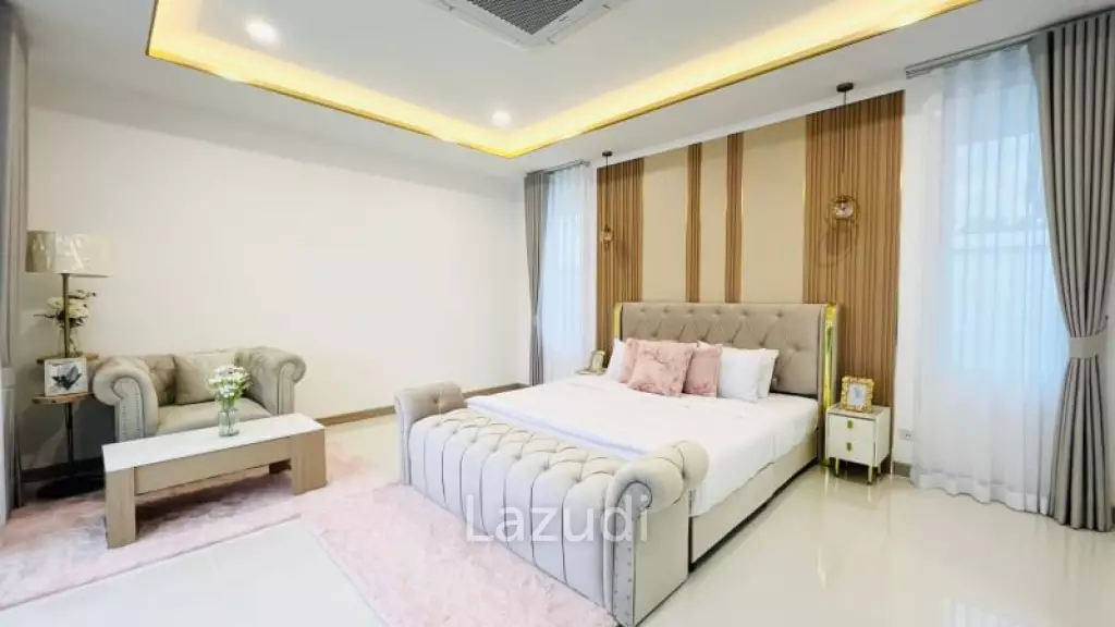 5 Beds 6 Baths 500 SQ.M. Pool Villa in Mabprachan