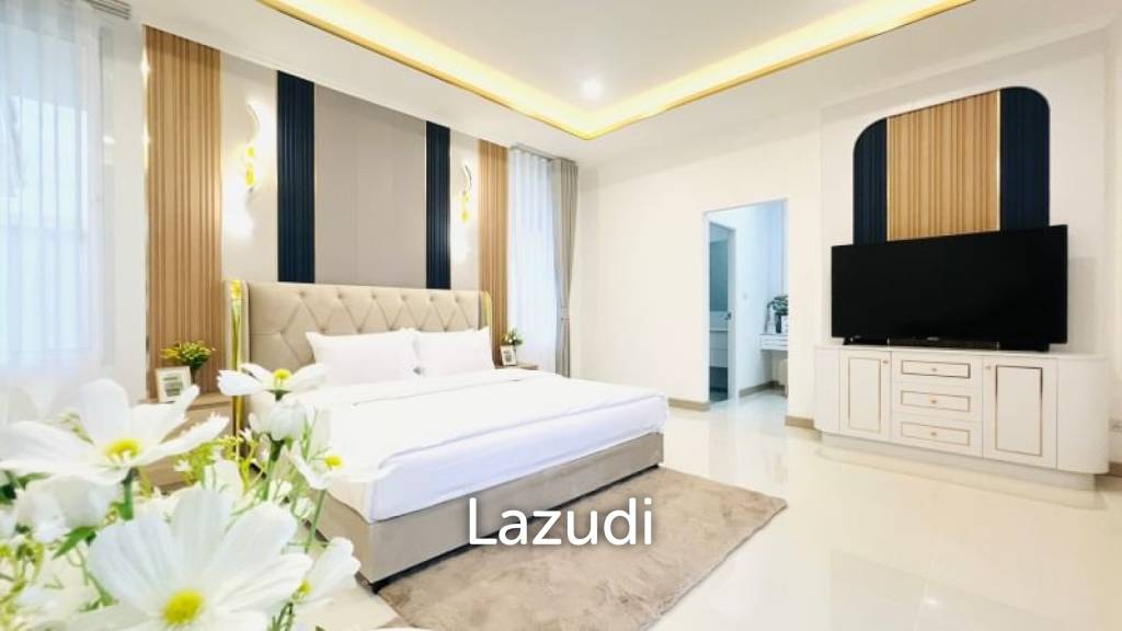 5 Beds 6 Baths 500 SQ.M. Pool Villa in Mabprachan
