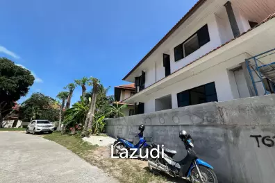4-Bedroom with Partially Sea Views in Tongson Bay Villas
