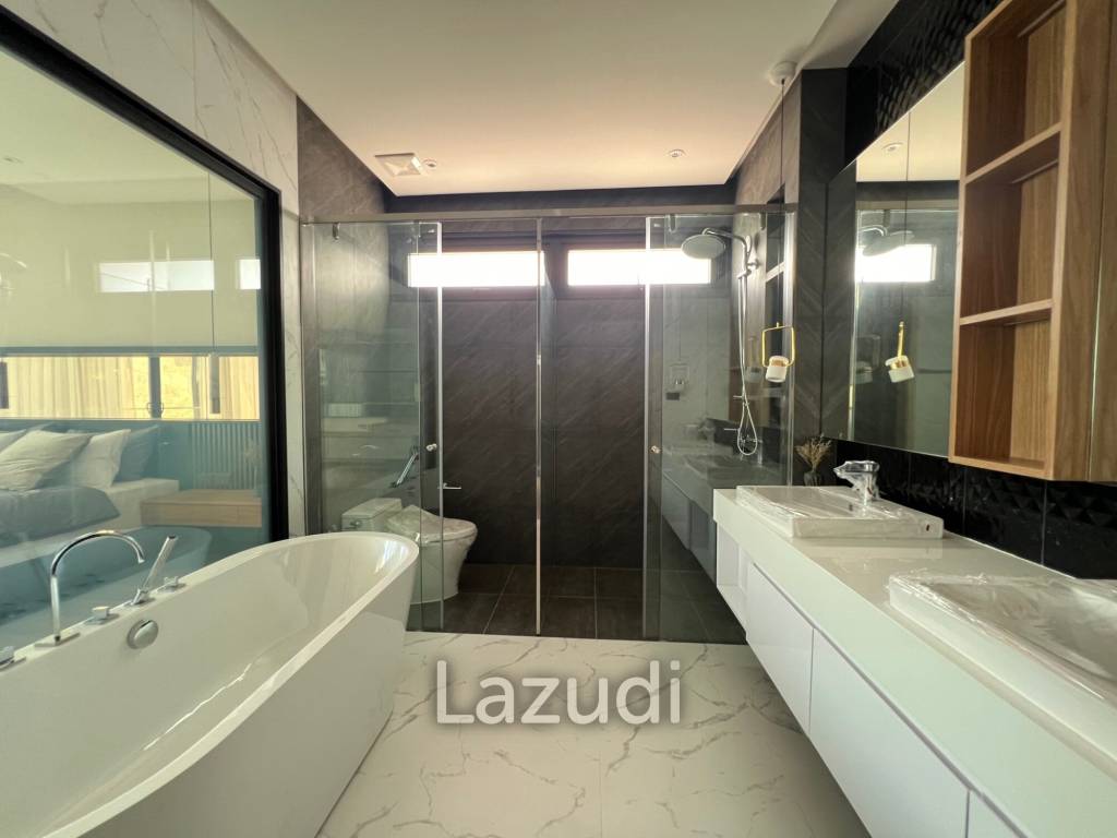 4 Bedrooms 5 Bathrooms 530 SQ.M. D-Space 2
