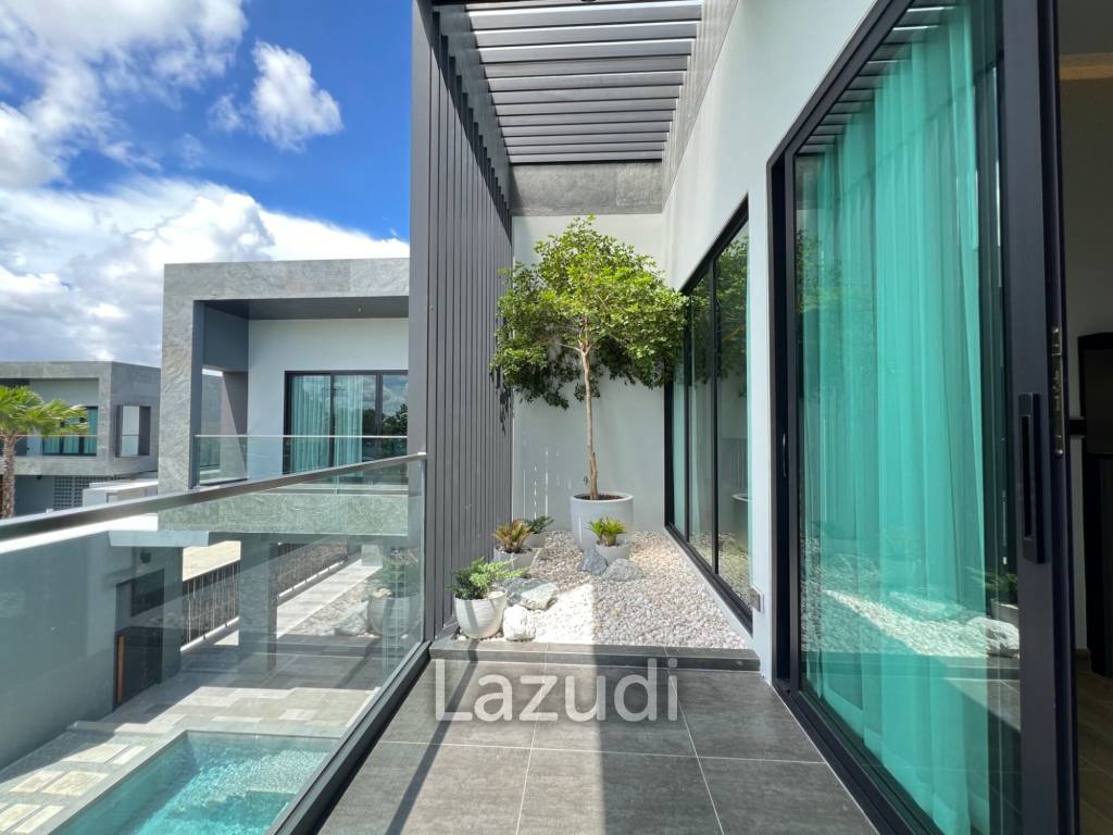 4 Bedrooms 5 Bathrooms 530 SQ.M. D-Space 2