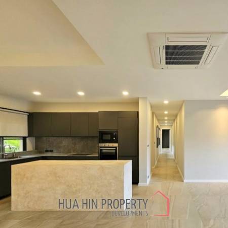 PALM HILL CONDO  : 3 bed modernized condo