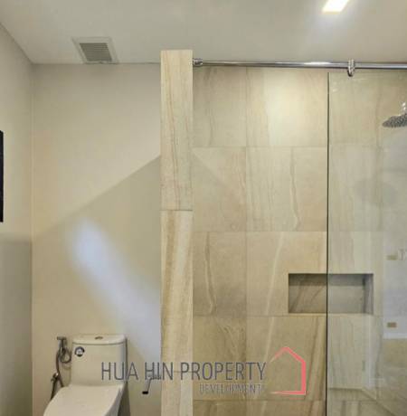 PALM HILL CONDO  : 3 bed modernized condo