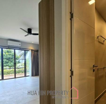PALM HILL CONDO  : 3 bed modernized condo