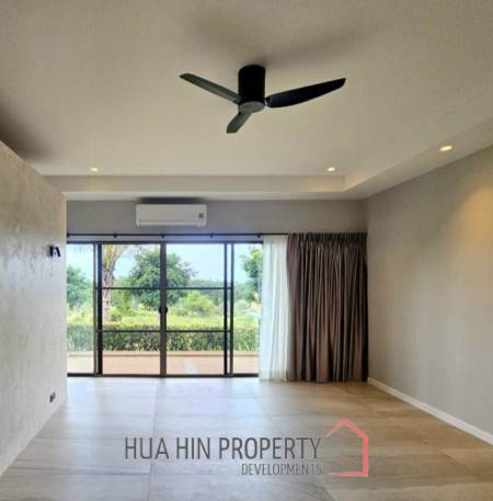 PALM HILL CONDO  : 3 bed modernized condo